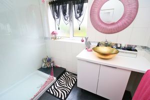 Photo 15- click for photo gallery